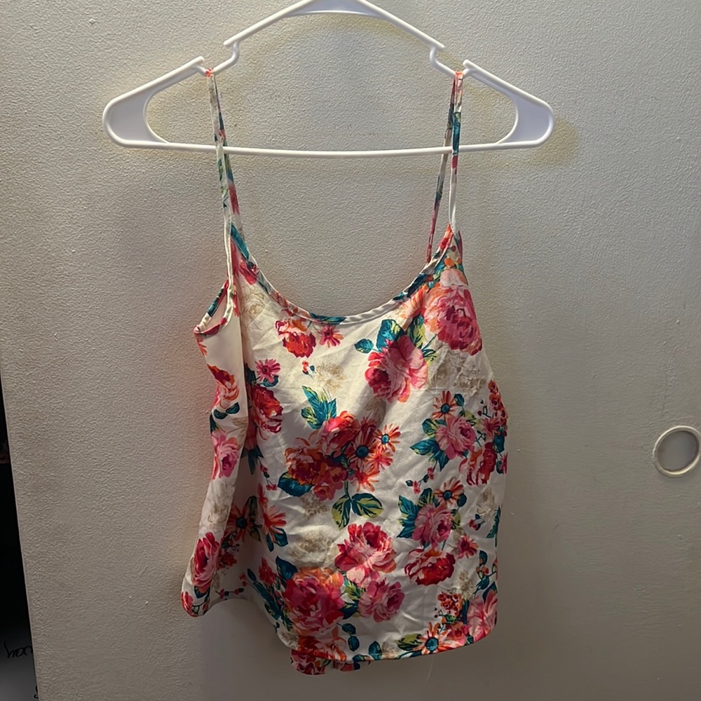 Floral crop top - open back